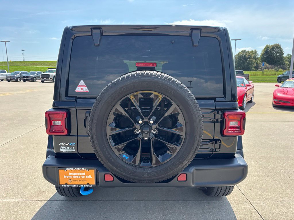 Certified 2023 Jeep Wrangler Unlimited Sahara w/ Cold Weather Group AWD/4WD image 29