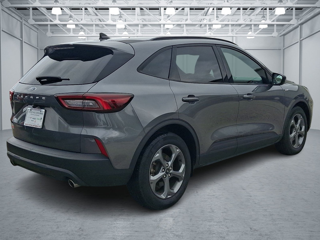 Used 2025 Ford Escape ST-Line FWD image 5