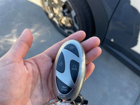 Used 2025 Hyundai Santa Fe SEL image 28