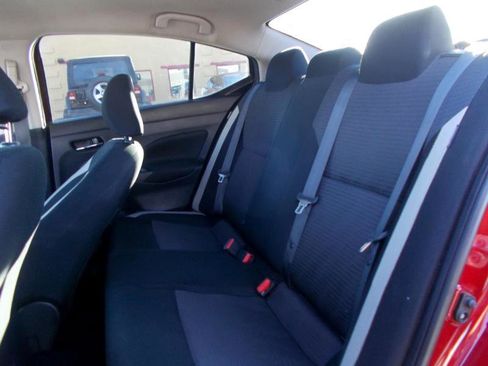 Used 2021 Nissan Versa SV image 16