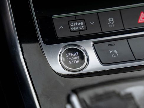 Used 2023 Audi Q7 3.0T Premium image 20