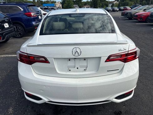 Used 2018 Acura ILX w/ Special Edition Package FWD image 4