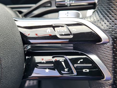 Used 2023 Mercedes-Benz C 300 4MATIC Sedan image 23