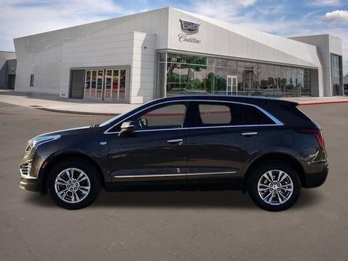 Used 2020 Cadillac XT5 Premium Luxury image 3