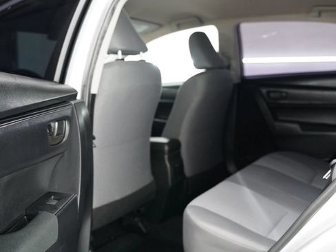 Used 2017 Toyota Corolla SE FWD image 29