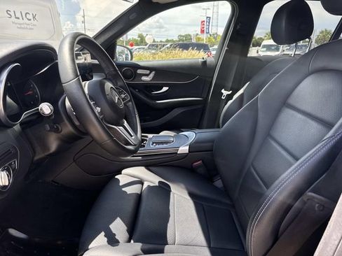 Used 2022 Mercedes-Benz GLC 300 image 11