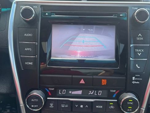 Used 2015 Toyota Camry XSE w/ Moonroof Package FWD image 24