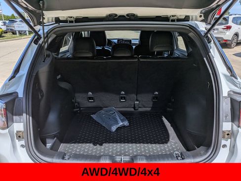 Used 2023 Jeep Compass Latitude w/ Convenience Group AWD/4WD image 9
