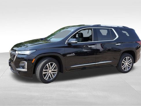 Used 2023 Chevrolet Traverse High Country AWD/4WD image 10