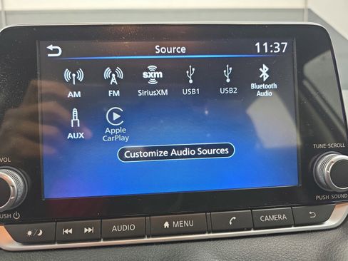 Used 2023 Nissan Sentra SR w/ SR Premium Package FWD image 29