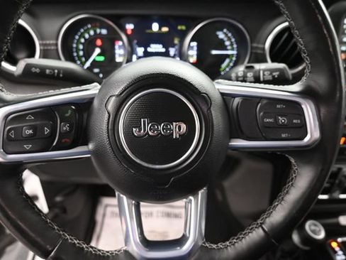 Used 2023 Jeep Wrangler Unlimited Sahara w/ Dual Top Group AWD/4WD image 20