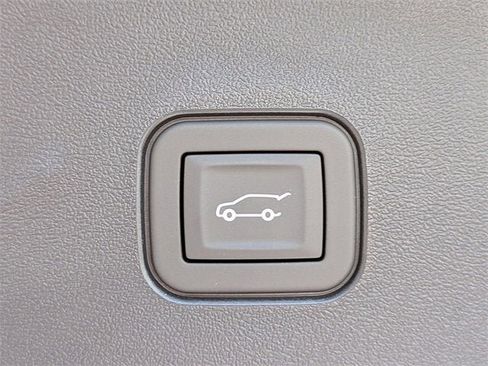 New 2026 Cadillac Vistiq Luxury image 13