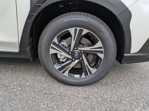 Certified 2025 Subaru Crosstrek 2.0i Premium image 12