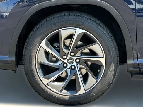 Used 2018 Lexus RX 350L Luxury w/ Cold Area Package (CT) FWD image 12