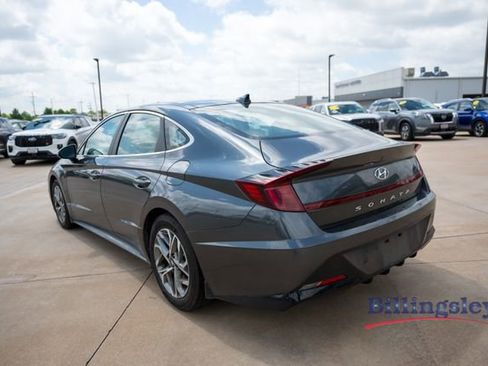 Certified 2023 Hyundai Sonata SEL w/ Convenience Package FWD image 3