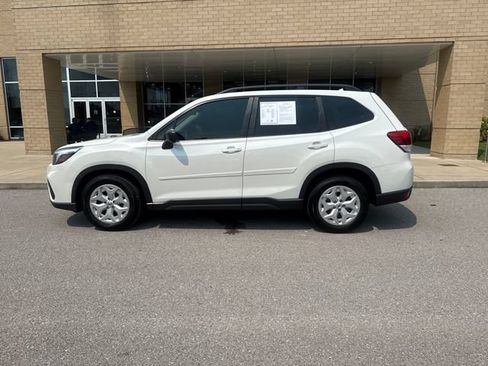 Used 2019 Subaru Forester w/ Popular Package #1 AWD/4WD image 1