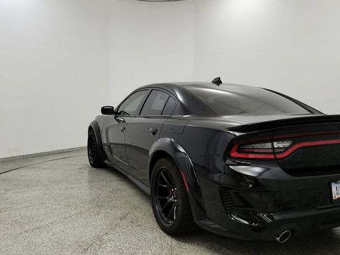 Used 2022 Dodge Charger SRT Hellcat RWD image 4