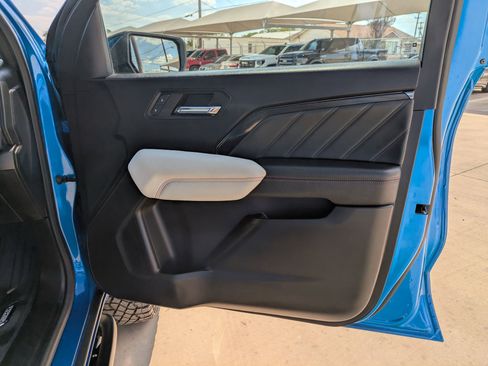 Certified 2023 GMC Canyon AT4X image 30