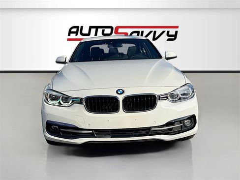 Used 2018 BMW 330i xDrive Sedan w/ Convenience Package image 2