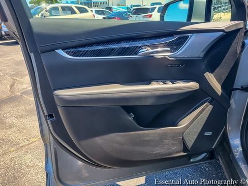 Certified 2023 Cadillac XT6 Premium Luxury w/ LPO, Floor Liner Package AWD/4WD image 21