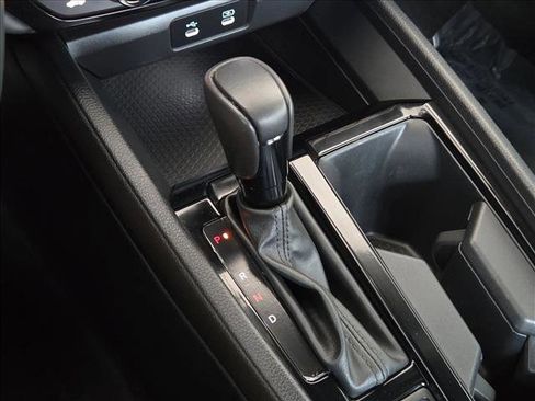 Used 2024 Honda Accord Sport image 12