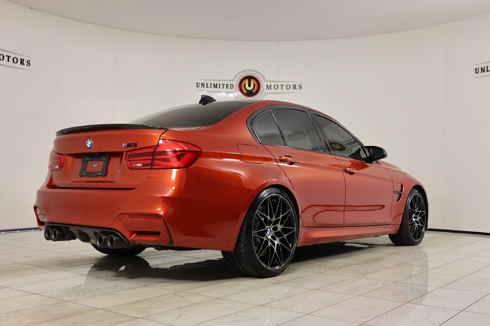 Used 2018 BMW M3 w/ Competition Package RWD image 3