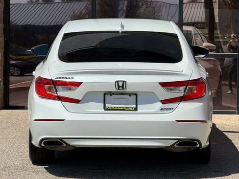 Used 2018 Honda Accord Sport image 11