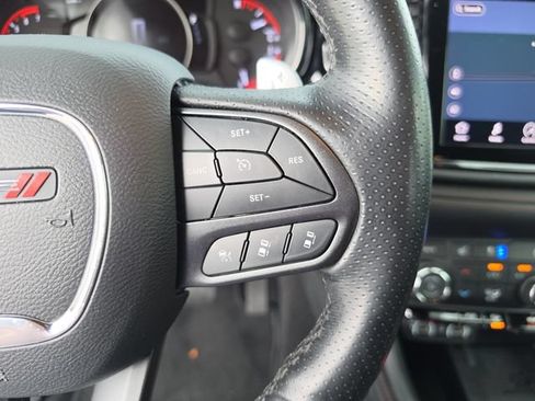 Used 2021 Dodge Durango R/T w/ Technology Group AWD/4WD image 37