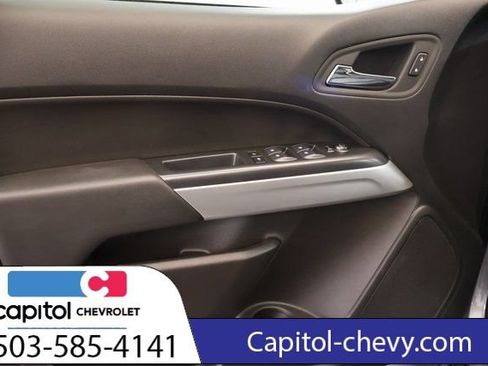 Used 2022 Chevrolet Colorado LT w/ Luxury Package AWD/4WD image 11