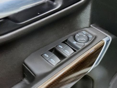 Used 2021 Chevrolet Silverado 1500 RST w/ Z71 Off-Road Package image 18