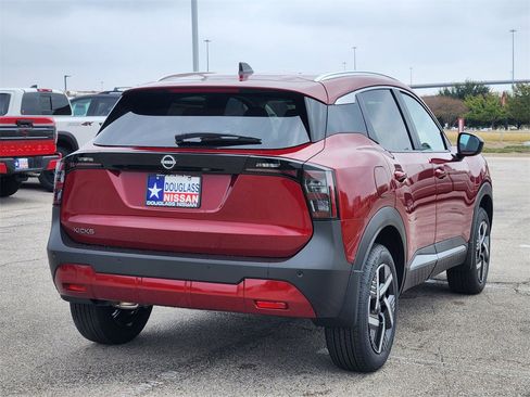 New 2026 Nissan Kicks SV image 3