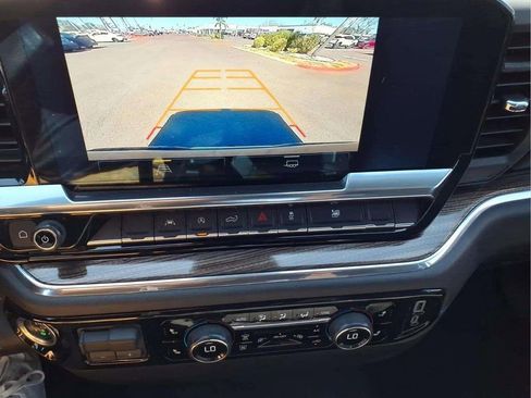 Used 2025 Chevrolet Silverado 1500 LT image 15