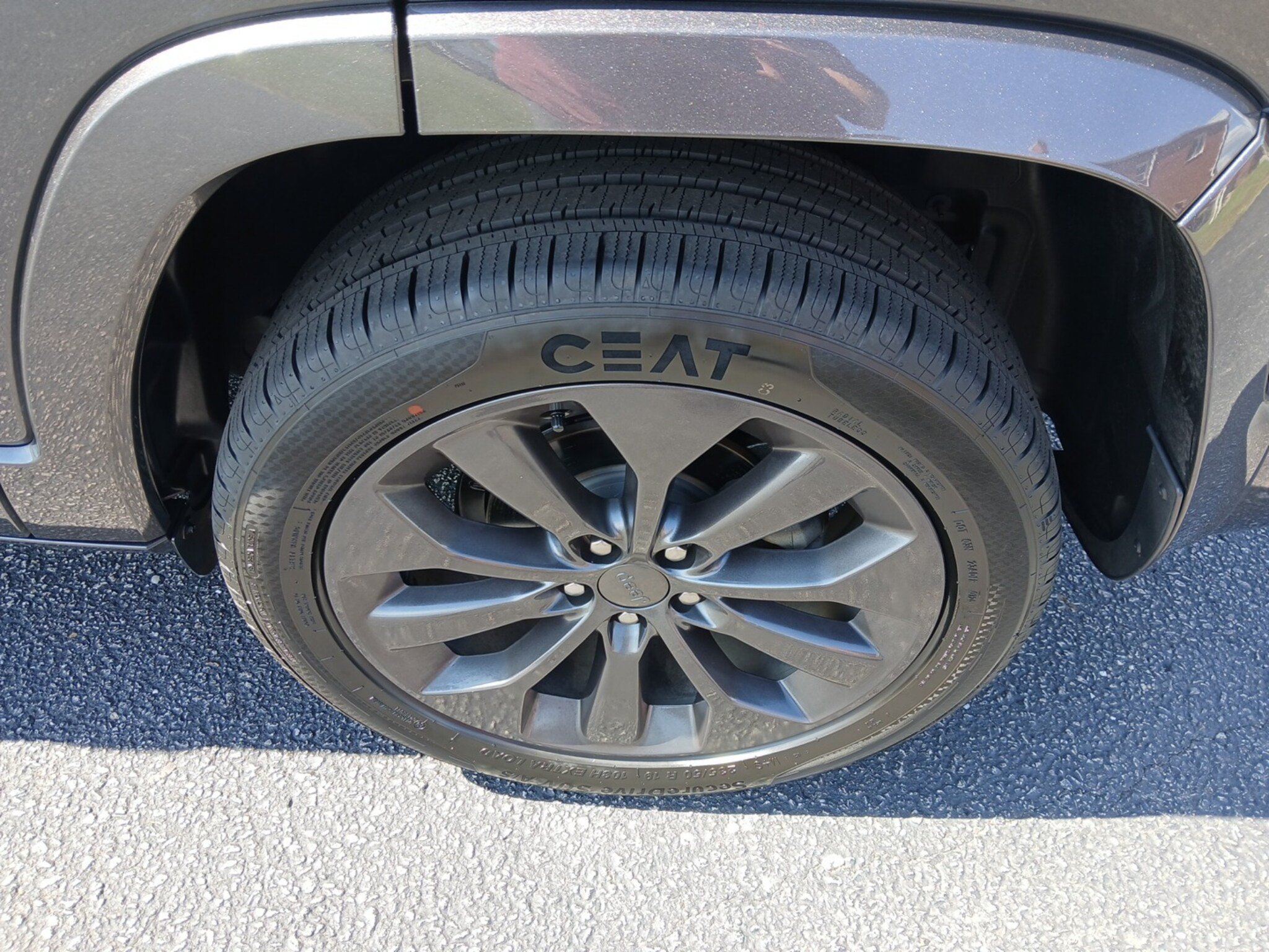 Used 2019 Jeep Cherokee High Altitude FWD image 16