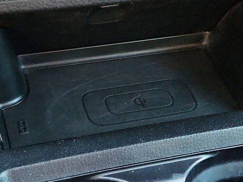 Used 2019 Toyota Tacoma TRD Sport image 24