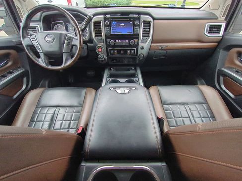 Used 2018 Nissan Titan Platinum Reserve w/ Platinum Utility Package image 15