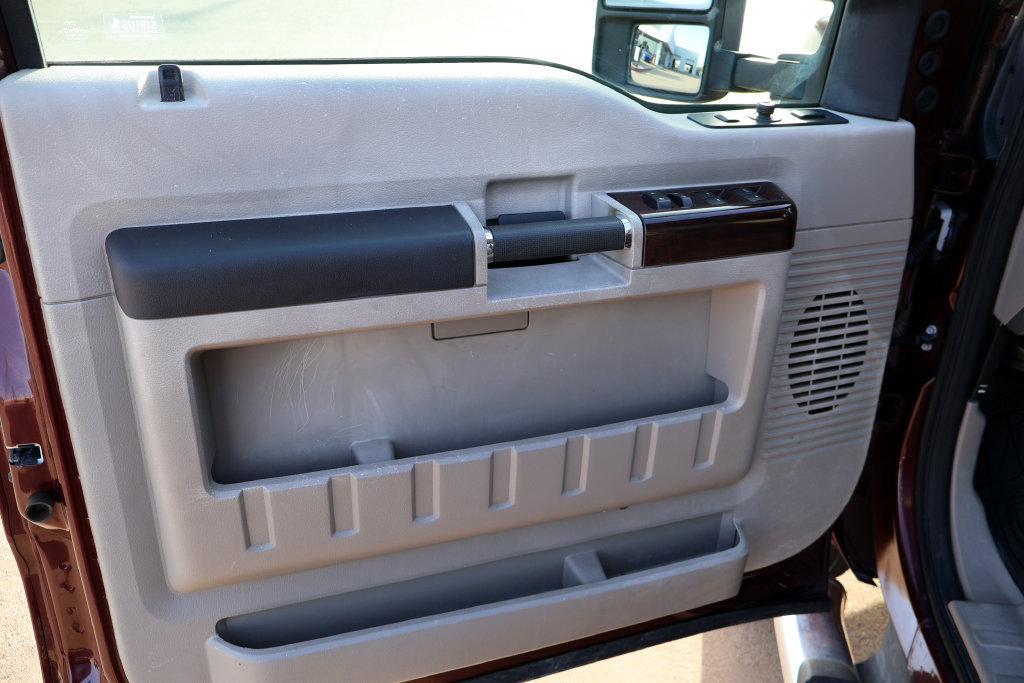 Used 2010 Ford F350 Lariat AWD/4WD image 17