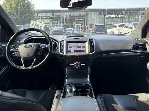 Used 2020 Ford Edge ST w/ Equipment Group 401A AWD/4WD image 16
