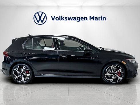 New 2026 Volkswagen GTI SE image 6