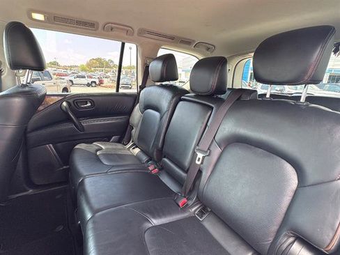 Used 2020 Nissan Armada SL image 15
