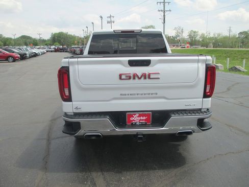 Used 2022 GMC Sierra 1500 SLT w/ SLT Premium Package image 7