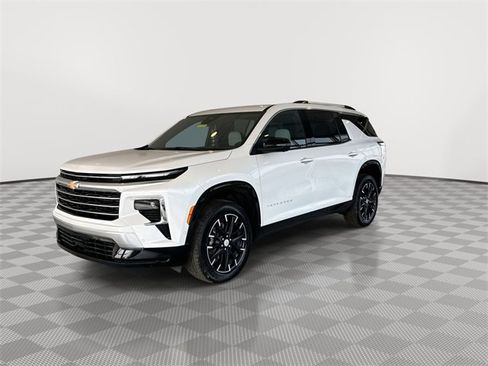 Certified 2024 Chevrolet Traverse RS image 6