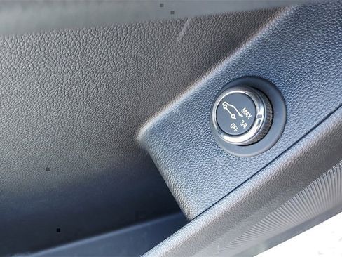 Used 2020 Chevrolet Traverse Premier w/ Redline Edition image 12