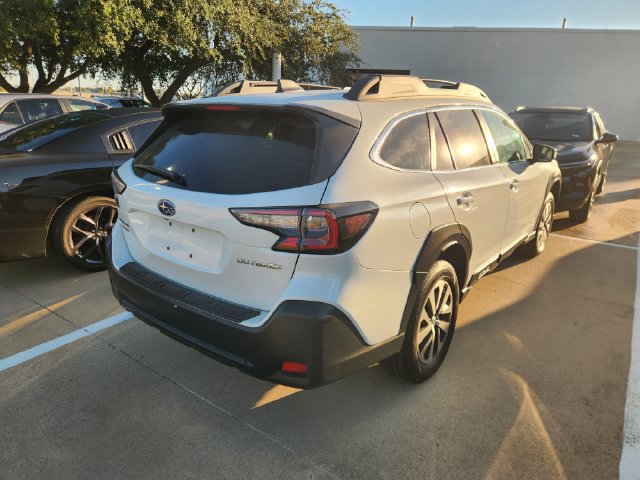Used 2025 Subaru Outback Premium w/ Popular Package #1A AWD/4WD image 6