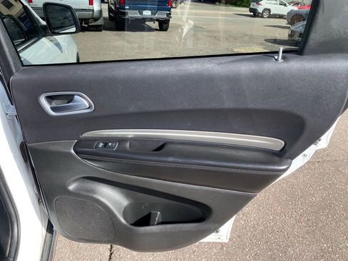 Used 2019 Dodge Durango SXT w/ 3rd Row Seating Group image 31