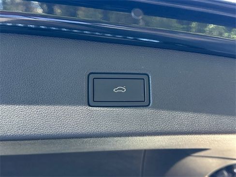 Certified 2024 Volkswagen Tiguan Wolfsburg Edition image 34