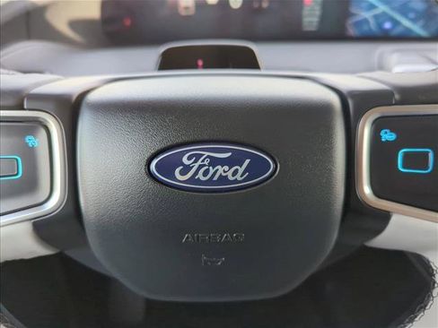 Certified 2025 Ford Expedition Max Platinum AWD/4WD image 24