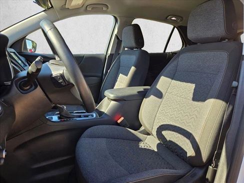 Used 2024 Chevrolet Equinox LT image 15