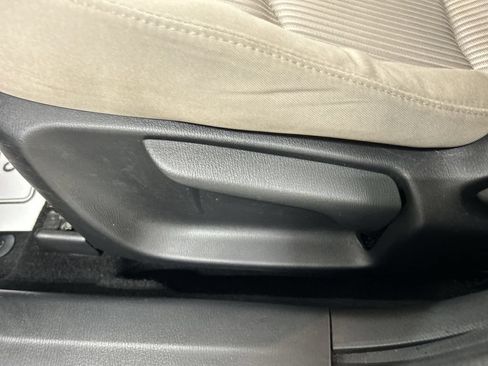 Used 2015 MAZDA MAZDA3 i Touring FWD image 10