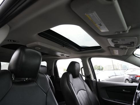 Used 2011 GMC Acadia Denali AWD/4WD image 32