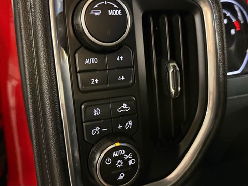 Used 2020 Chevrolet Silverado 2500 LTZ w/ LTZ Convenience Package image 38